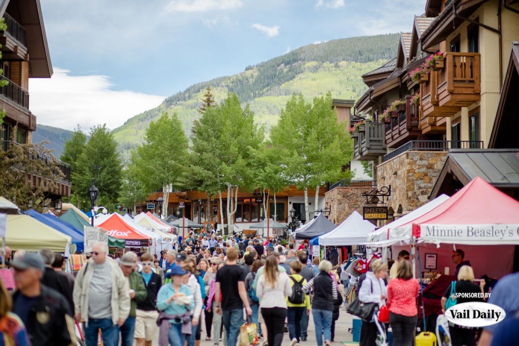 Farmers-Market-1_EastView